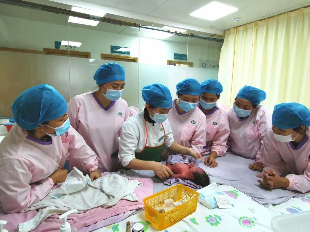 逊克县妇婴监护型护送